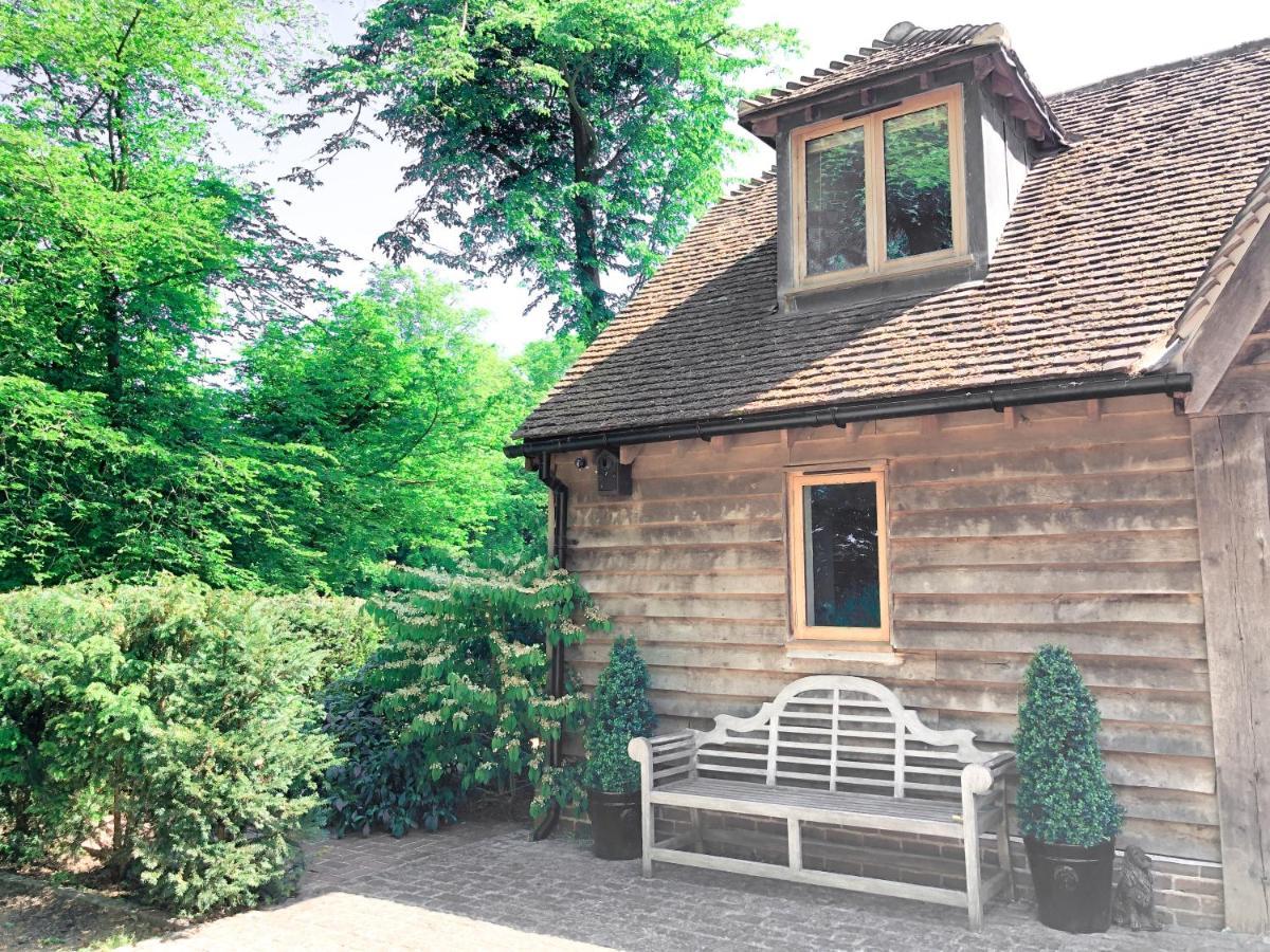 Hertford Barn Conversion Exterior photo
